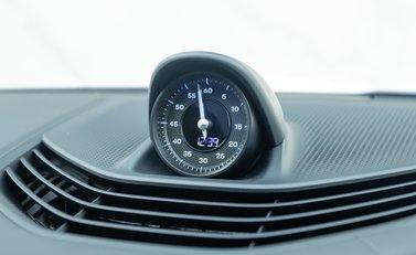 Porsche Taycan 4S CROSS TURISMO 22