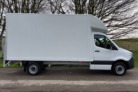 Mercedes-Benz Sprinter 315 Cdi Progressive Luton with Tail Lift 8