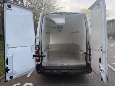 Nissan NV400 2.3 dCi 35 SE FWD L3 H3 Euro 6 5dr 4