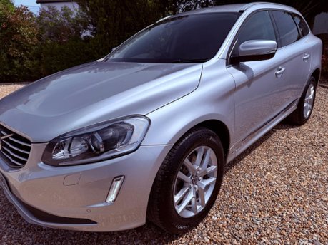 Volvo XC60 2.4 D5 SE Lux Nav Auto AWD Euro 6 (s/s) 5dr 5