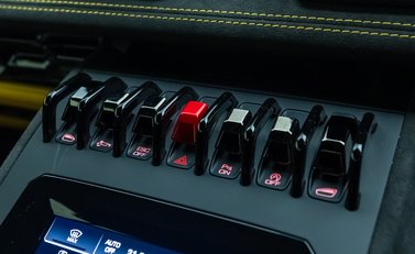 Lamborghini Huracan Tecnica 17