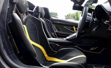 Lamborghini Aventador SV LP750-4 Roadster 12