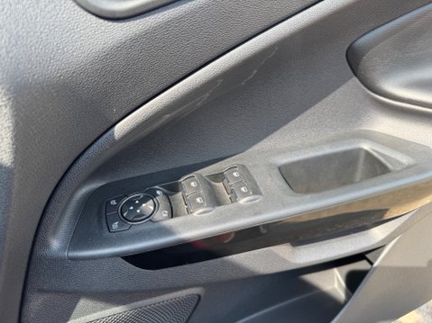 Ford Ecosport 1.5 EcoBlue Titanium SUV 5dr Diesel Manual AWD Euro 6 (s/s) (125 ps) 17