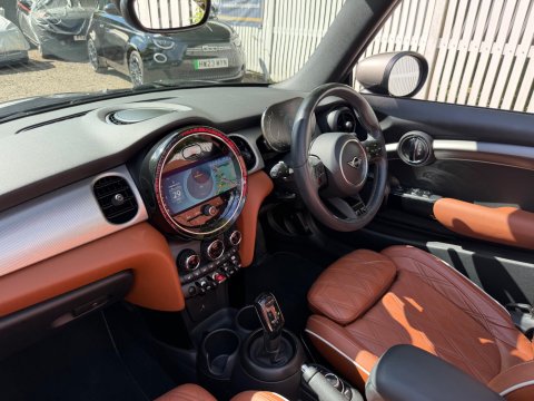 Mini Convertible COOPER EXCLUSIVE 39