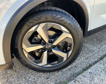 Nissan Qashqai 1.3 Qashqai N-Connecta DiG-T MHEV 5dr 3
