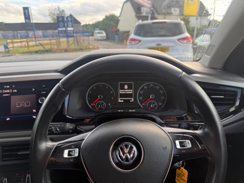 Volkswagen Polo 1.0 SE Euro 6 (s/s) 5dr 14