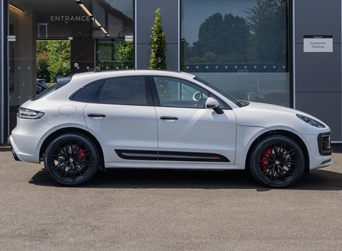 Porsche Macan GTS 3