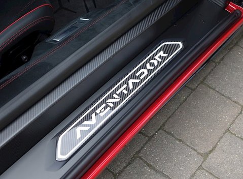 Lamborghini Aventador SV 28