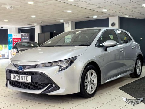 Toyota Corolla 1.8 VVT-h Icon Tech CVT Euro 6 (s/s) 5dr 40