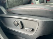 Ford Kuga ST-LINE X EDITION 36