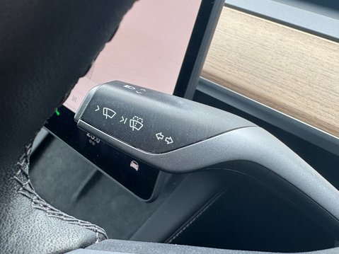Tesla Model Y (Dual Motor) Long Range SUV 5dr Electric Auto 4WDE (384 bhp) 15