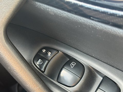 Nissan X-Trail 1.6 dCi Tekna SUV 5dr Diesel Manual Euro 6 (s/s) (130 ps) 21