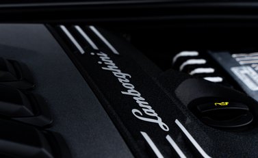 Lamborghini Urus PERFORMANTE 61