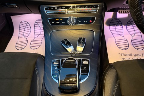 Mercedes-Benz E Class E 400 D 4MATIC AMG LINE PREMIUM PLUS - RARE -20 INCH ALLOYS -PAN ROOF  12