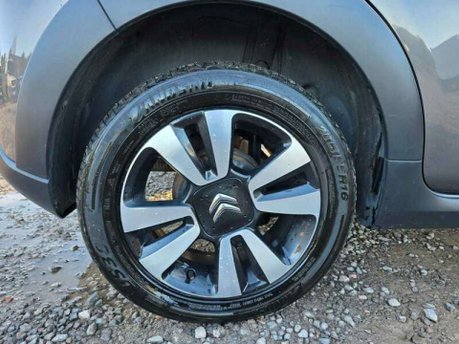 Citroen C3 1.2 PureTech Feel Euro 6 (s/s) 5dr 9