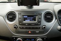 Hyundai i10 PREMIUM 24
