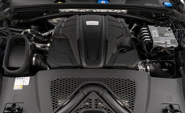 Porsche Macan S 27