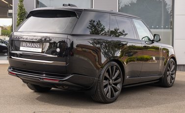 Land Rover Range Rover P615 SV 4