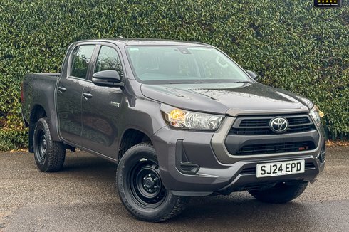 Toyota Hilux Active [SOLD MT] 2.4 LT | AC | Tow Bar | Double Cab