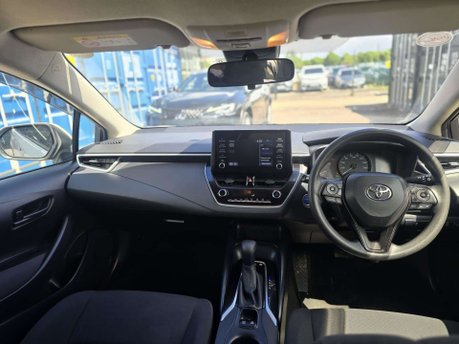 Toyota Corolla 1.8 VVT-h Design Touring Sports 5dr Petrol Hybrid CVT Euro 6 (s/s) (122 ps) 14