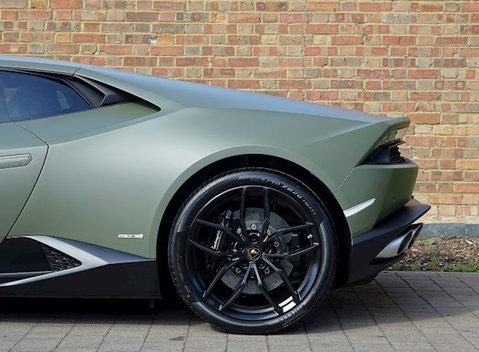 Lamborghini Huracan Avio 6