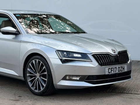 Skoda Superb 2.0 Superb Laurin & Klement TSi Semi-Auto 5dr 2