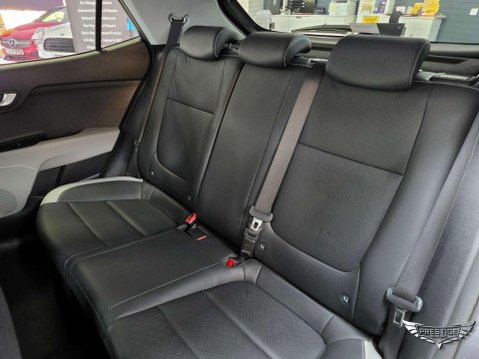 Kia Stonic 1.0 T-GDi 4 Euro 6 (s/s) 5dr 28