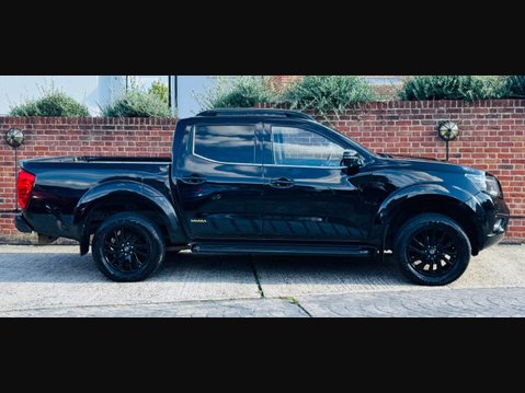 Nissan Navara 2.3 dCi N-Guard Pickup Double Cab 4dr Diesel Manual 4WD Euro 6 (s/s) (190 p 6