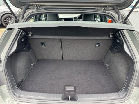 Audi A1 S LINE 35 TFSI S-A 17