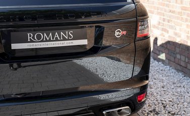 Land Rover Range Rover Sport 5.0 SVR 25