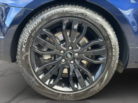 Land Rover Range Rover Sport HSE DYNAMIC MHEV 21