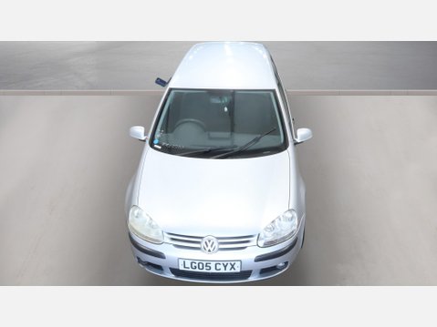 Volkswagen Golf SE 8
