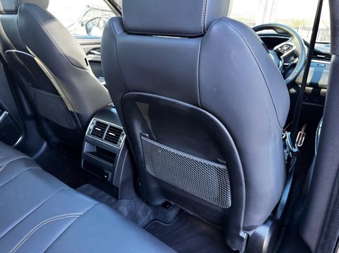 Jaguar F-Pace R-DYNAMIC HSE BLACK 77