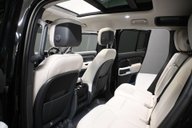 Land Rover Defender 3.0 Defender HSE D MHEV Auto 4WD 5dr 32