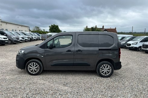 Citroen Berlingo Petrol SWB L1H1 Low Roof Enterprise 232 Air Con Sensors EURO 6 NO VAT