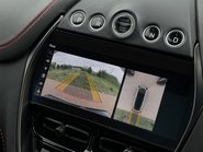 Aston Martin DBX V8 69