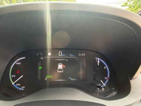 Toyota Yaris Cross 1.5 VVT-h Premiere Edition E-CVT Euro 6 (s/s) 5dr 34