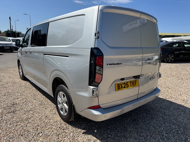 Ford Transit Custom Crew Cab LWB L2H1 Low Roof Limited 320 Air Con Alloys EURO 6 11