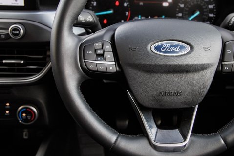 Ford Focus 1.0 19