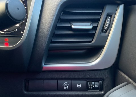 Nissan Qashqai DIG-T N-CONNECTA 21