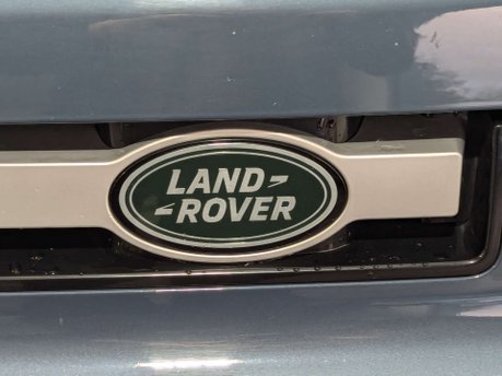 Land Rover Defender 2.0 Defender S D Auto 4WD 5dr 22