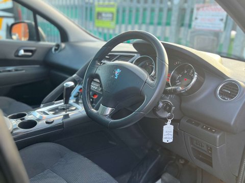 Peugeot 3008 1.6 3008 Allure e-HDi Semi-Auto 5dr 17