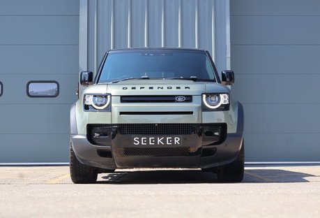Land Rover Defender 110 D250 HARD TOP SE MHEV styled by Seeker BIG SPEC