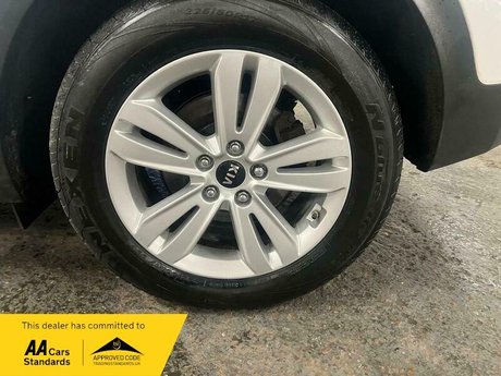 Kia Sportage 1.6 GDi 2 Euro 6 (s/s) 5dr 23