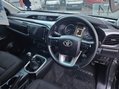 Toyota Hilux INVINCIBLE 4WD D-4D DCB 8