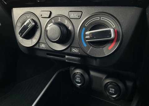 Suzuki Swift SZ-T DUALJET MHEV 21