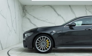 Mercedes-Benz Amg GT 63 S 4-Door 32
