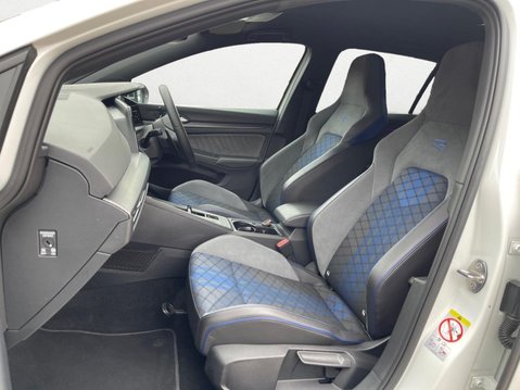 Volkswagen Golf 2.0 TSI R DSG 4Motion Euro 6 (s/s) 5dr 12