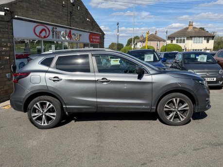 Nissan Qashqai N-CONNECTA DIG-T 8