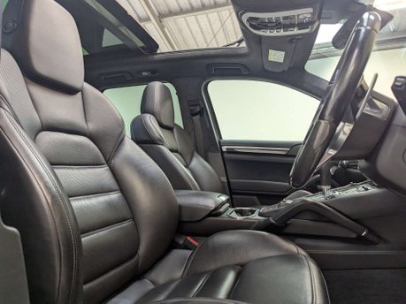 Porsche Cayenne 4.8 Cayenne V8 T Tiptronic S 4WD 5dr 31